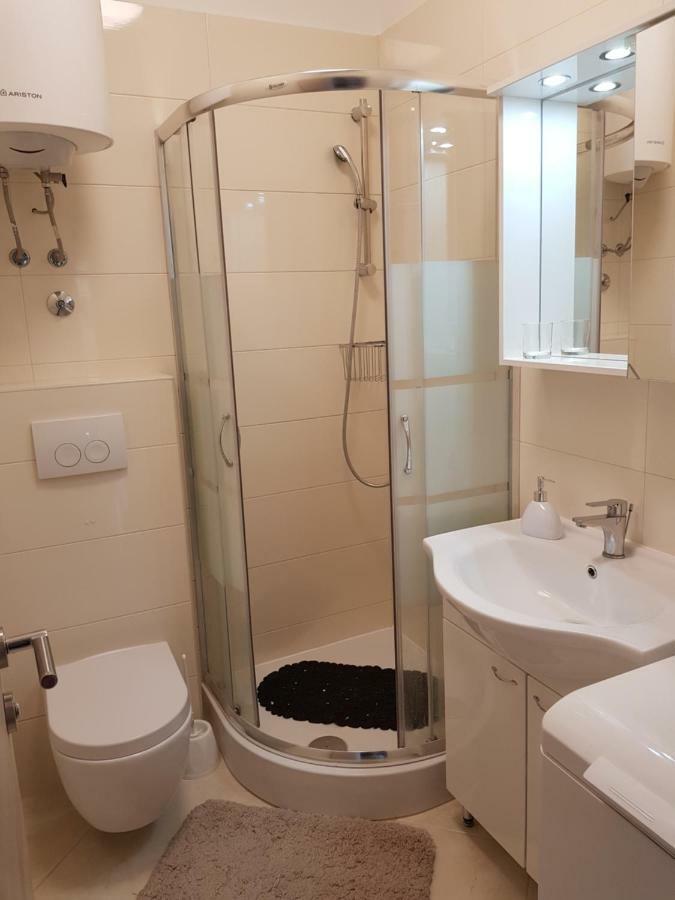 Apartman Vesna Малинска Экстерьер фото