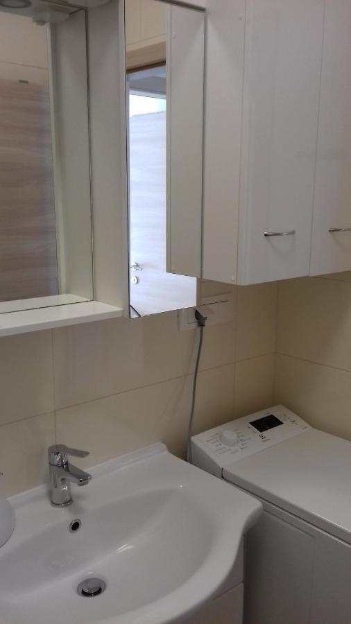 Apartman Vesna Малинска Экстерьер фото
