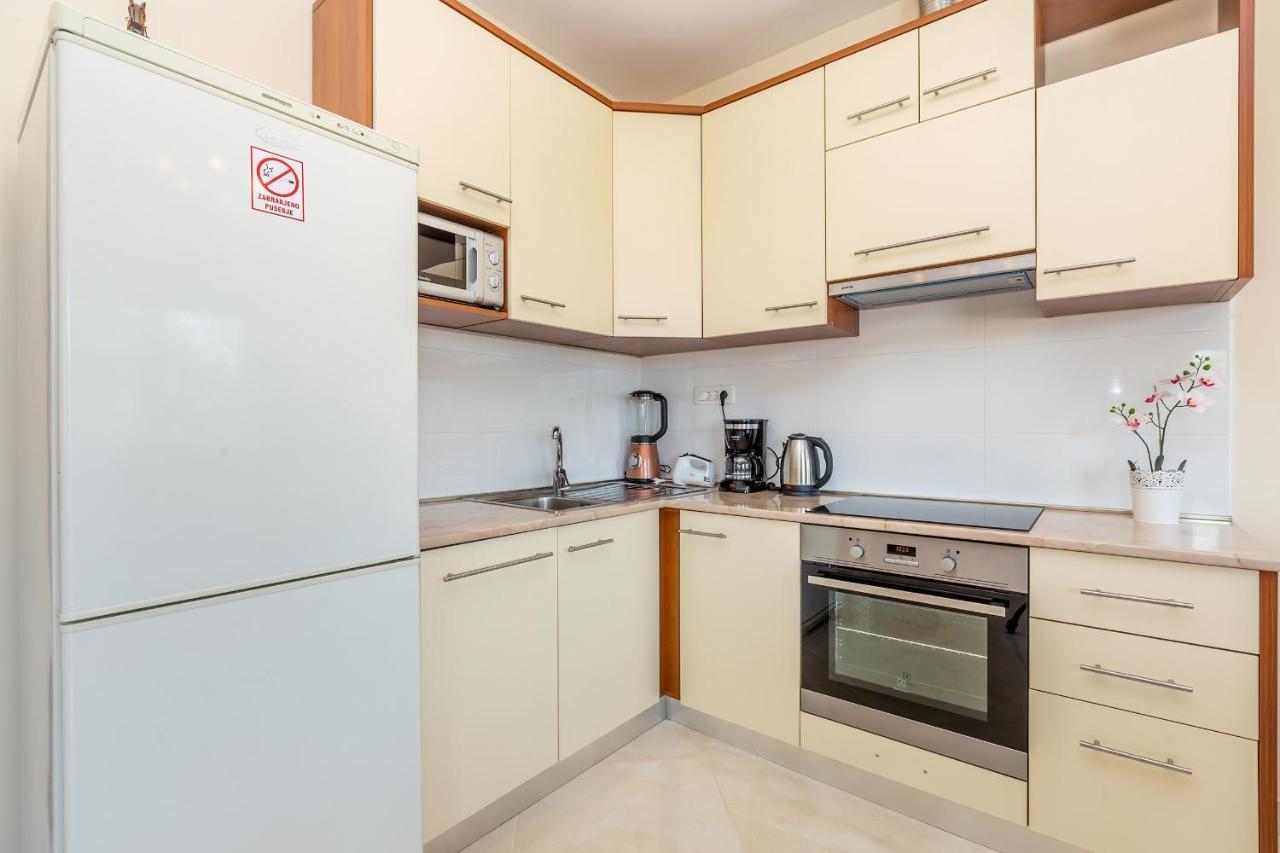 Apartman Vesna Малинска Экстерьер фото