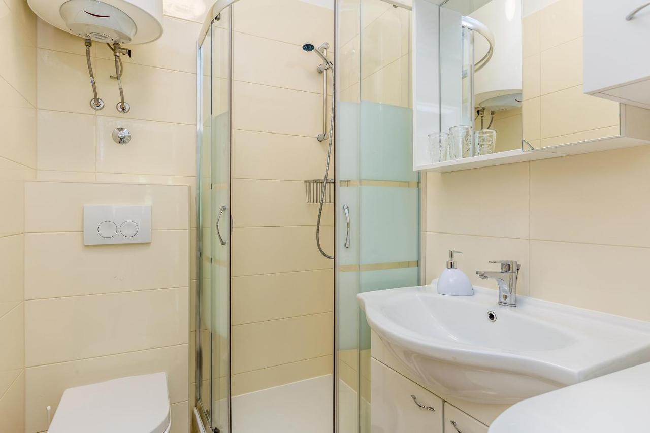 Apartman Vesna Малинска Экстерьер фото